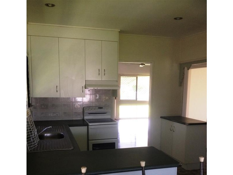 20 Dawson Street, Sarina QLD 4737