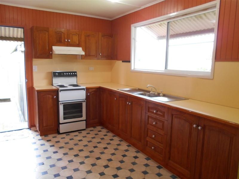 95 Cummings Street, Eungella QLD 4757