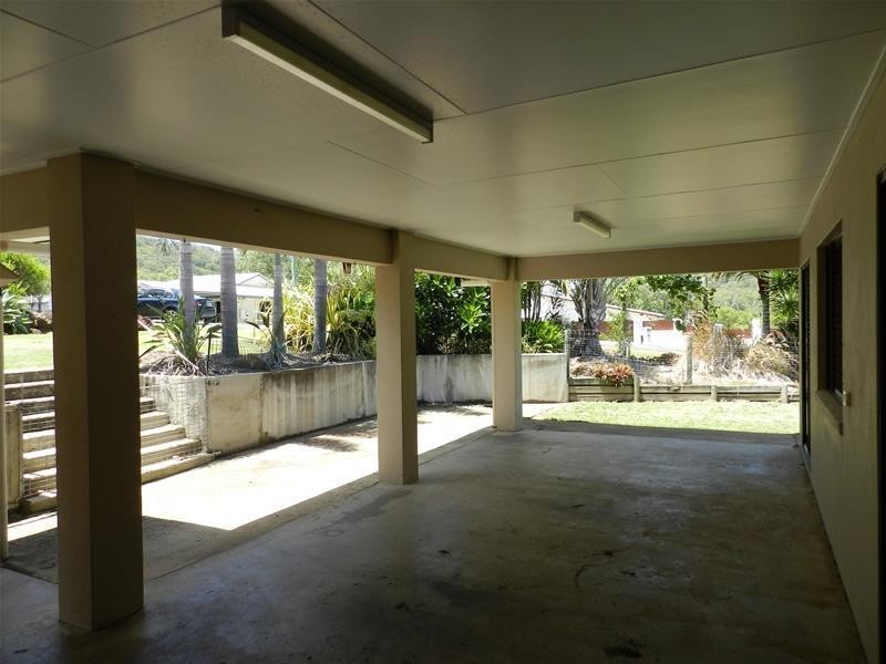 14 Crawford Street, Grasstree Beach QLD 4740