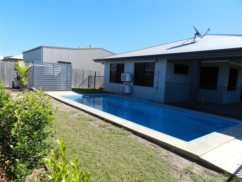 31 Reef Drive, Sarina QLD 4737