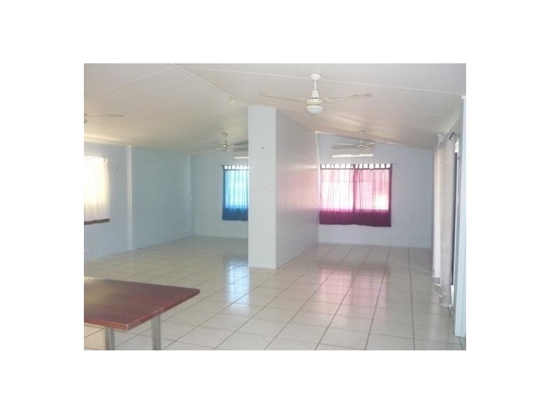 1 Rankin Court, Armstrong Beach QLD 4737