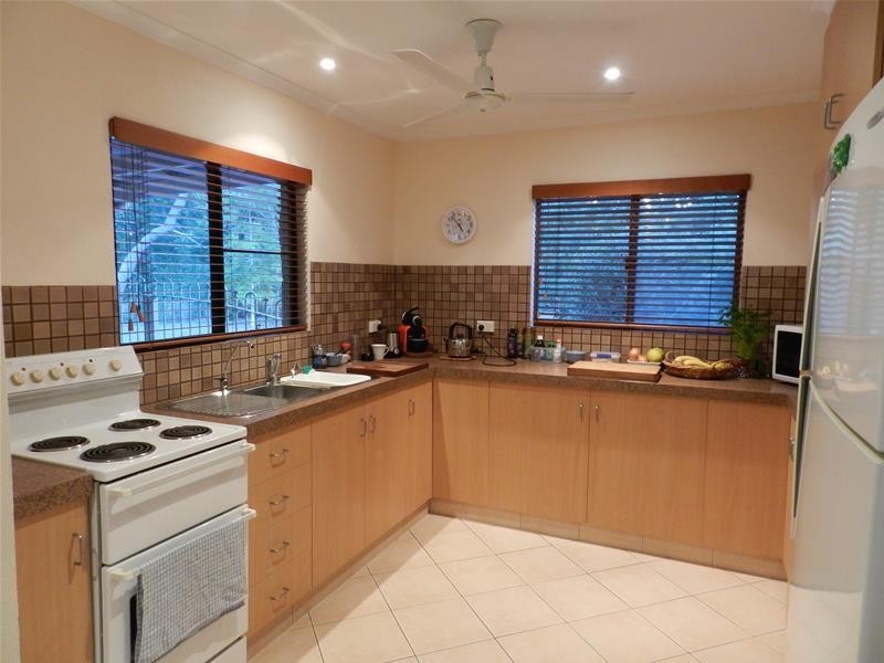 432 Grasstree Beach Road, Grasstree Beach QLD 4740