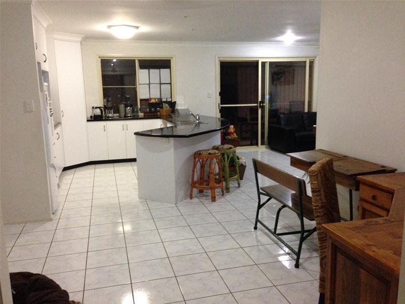 24 Henry Court, Beaconsfield QLD 4740