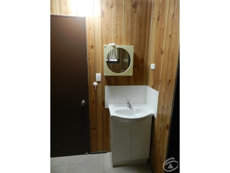 3 Crescent Street, Armstrong Beach QLD 4737