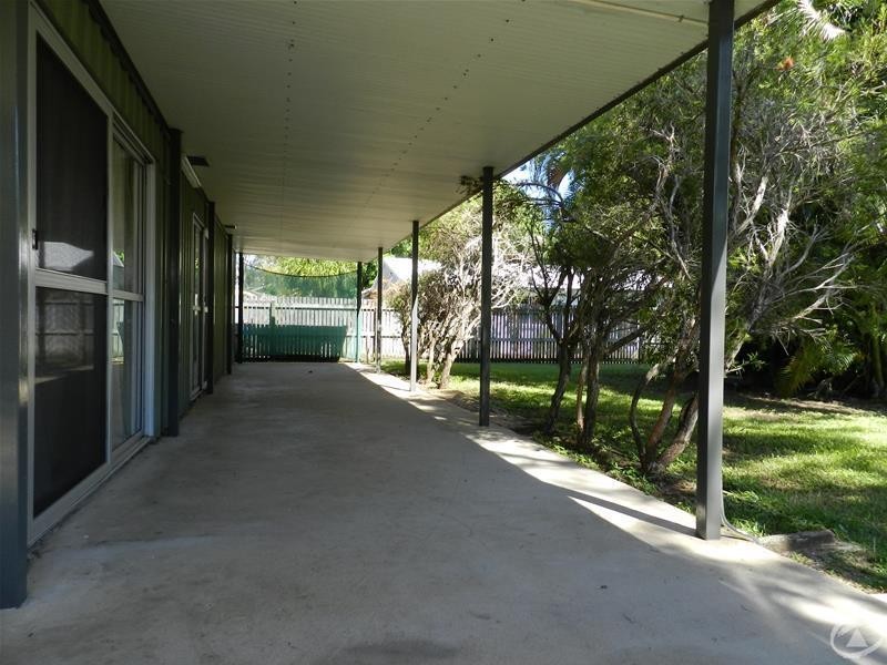 3 Crescent Street, Armstrong Beach QLD 4737