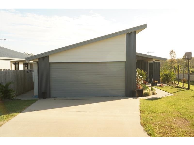 44 Morris Street, Campwin Beach QLD 4737