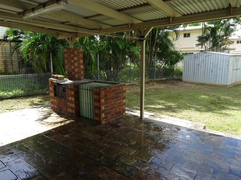 43 Yeates Street, Moranbah QLD 4744