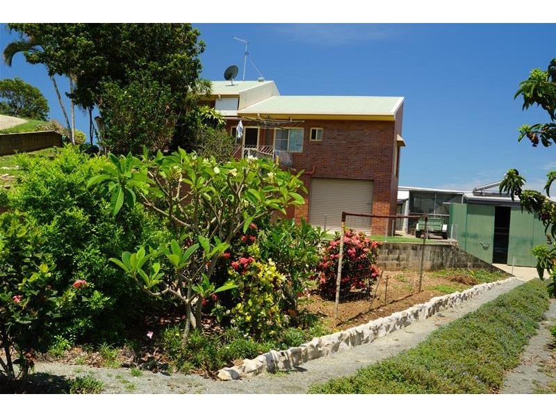 6 Garnham Court, Greenhill Beach, Ilbilbie QLD 4738