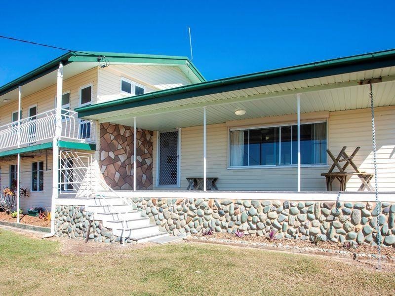 10 Antoney Lane, Sarina Beach QLD 4737