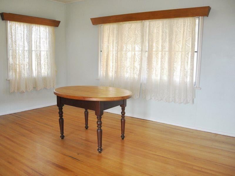 10 Antoney Lane, Sarina Beach QLD 4737