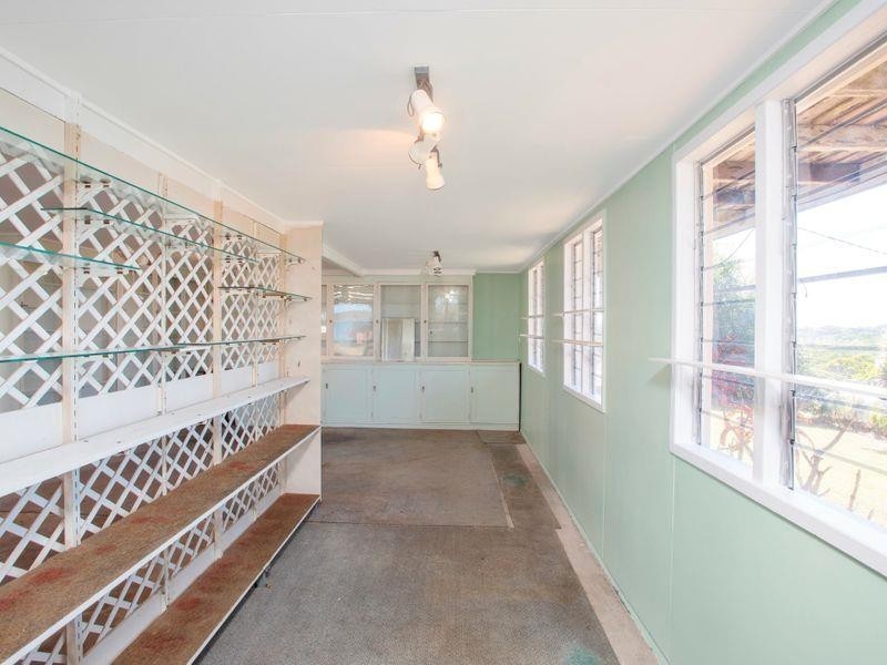 10 Antoney Lane, Sarina Beach QLD 4737