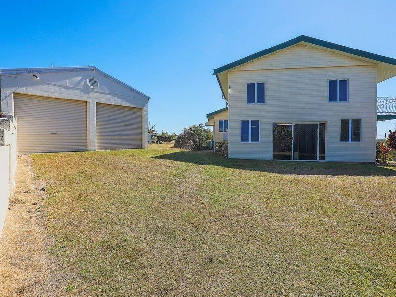 10 Antoney Lane, Sarina Beach QLD 4737
