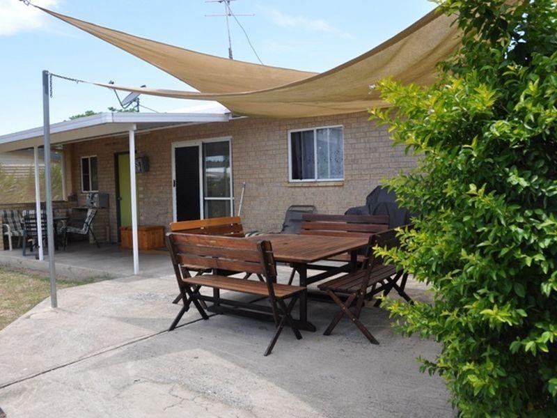 9 Hans Christian Street, Sarina QLD 4737