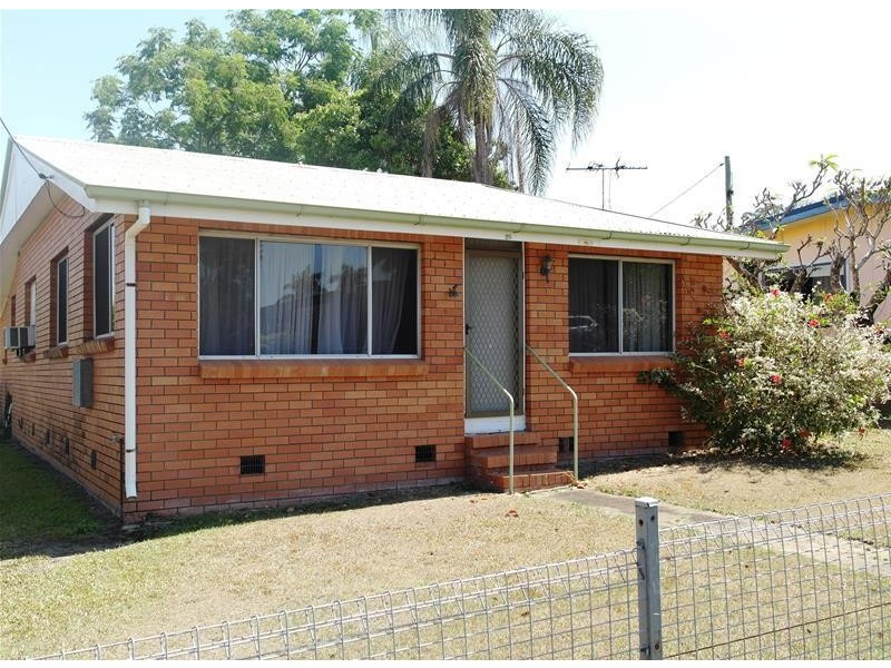 29 Anzac Street, Sarina QLD 4737