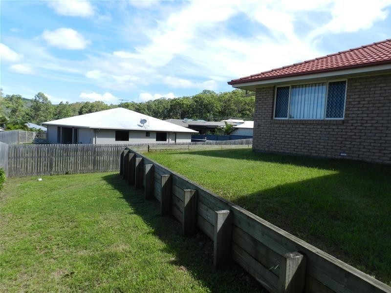 37 Jackson Street, Sarina QLD 4737