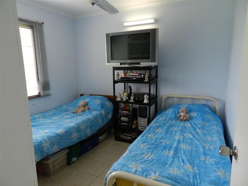 28 Chelona Park Drive, Sarina QLD 4737