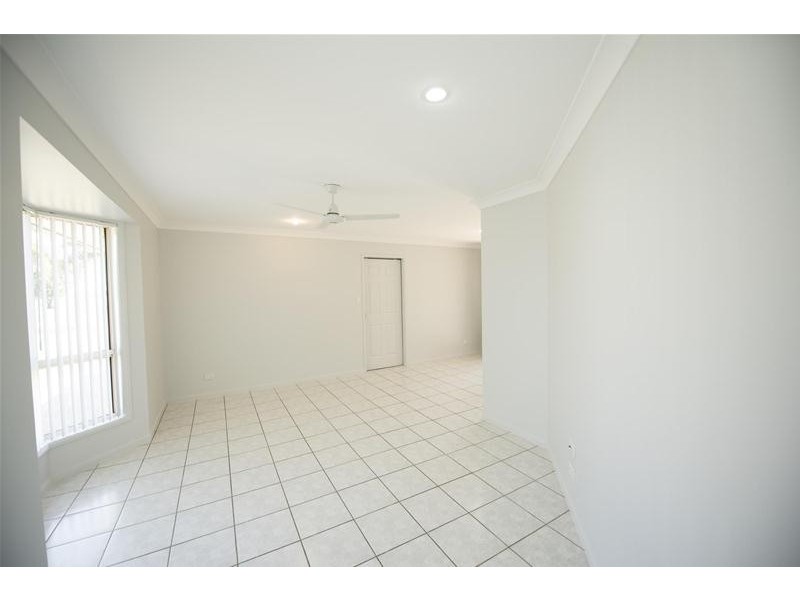 44 Adair Court, Rural View QLD 4740