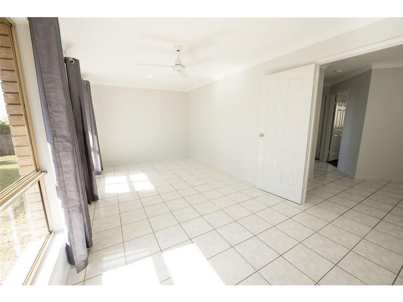 44 Adair Court, Rural View QLD 4740