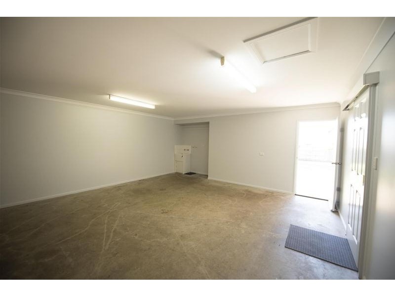 44 Adair Court, Rural View QLD 4740