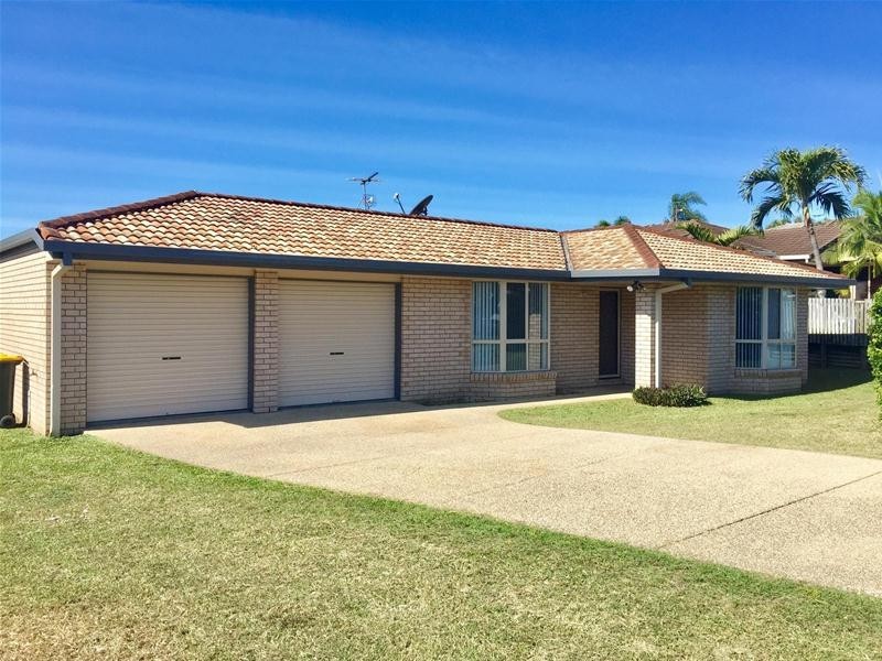 44 Adair Court, Rural View QLD 4740