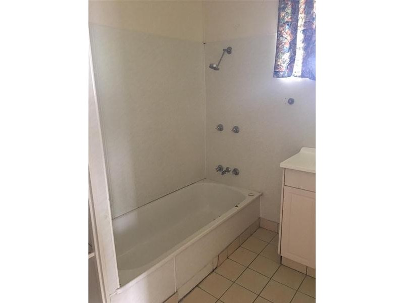 126 Broad Street, Sarina QLD 4737