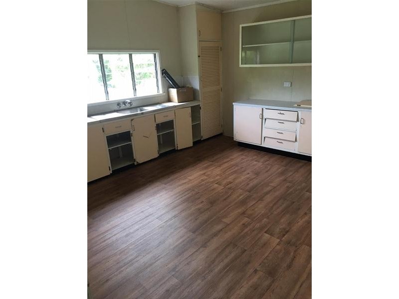 126 Broad Street, Sarina QLD 4737