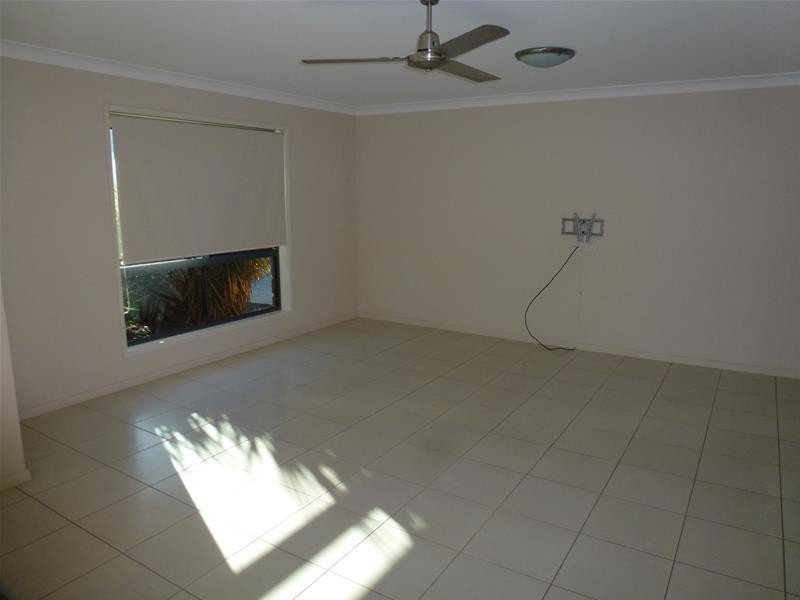 32 Cassia Court, Nebo QLD 4742