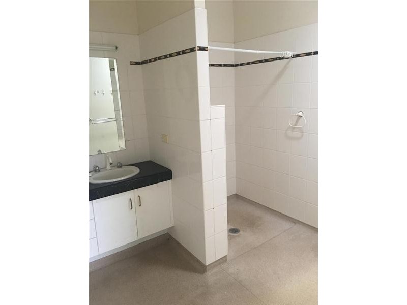 52 Edmunds Avenue, Hay Point QLD 4740