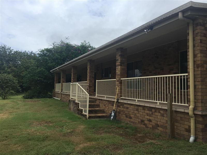 52 Edmunds Avenue, Hay Point QLD 4740