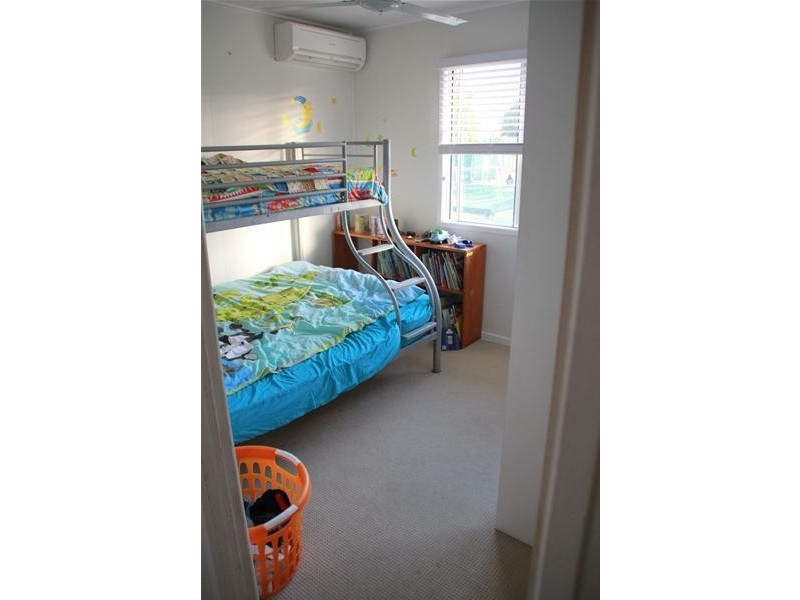 32 Place Avenue, Sarina QLD 4737