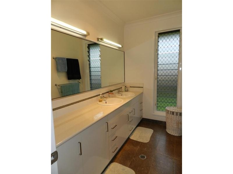 56 Collins Avenue, Sarina QLD 4737