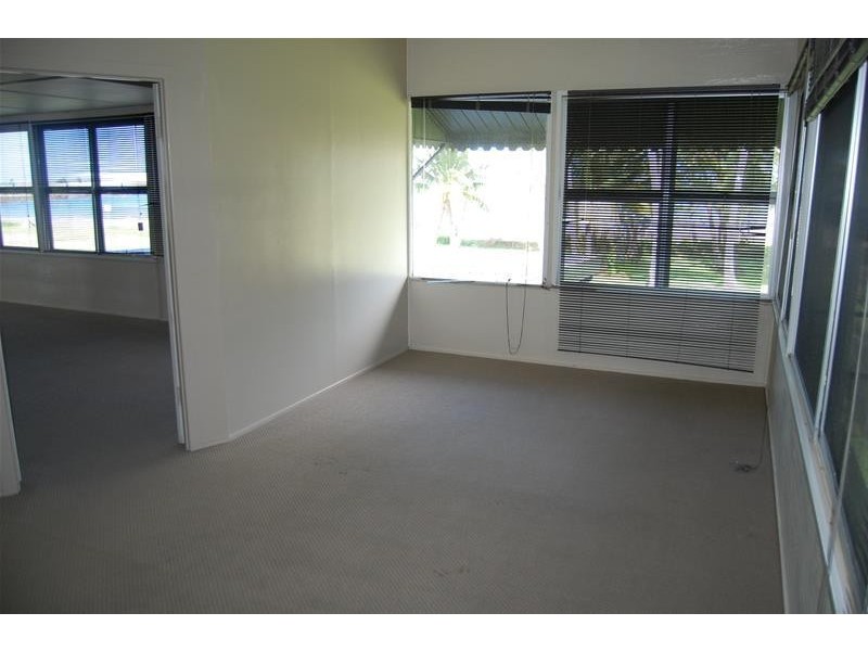 27 McCarthy Street, Hay Point QLD 4740