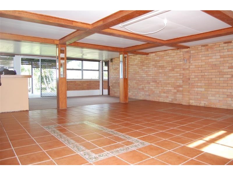 27 McCarthy Street, Hay Point QLD 4740