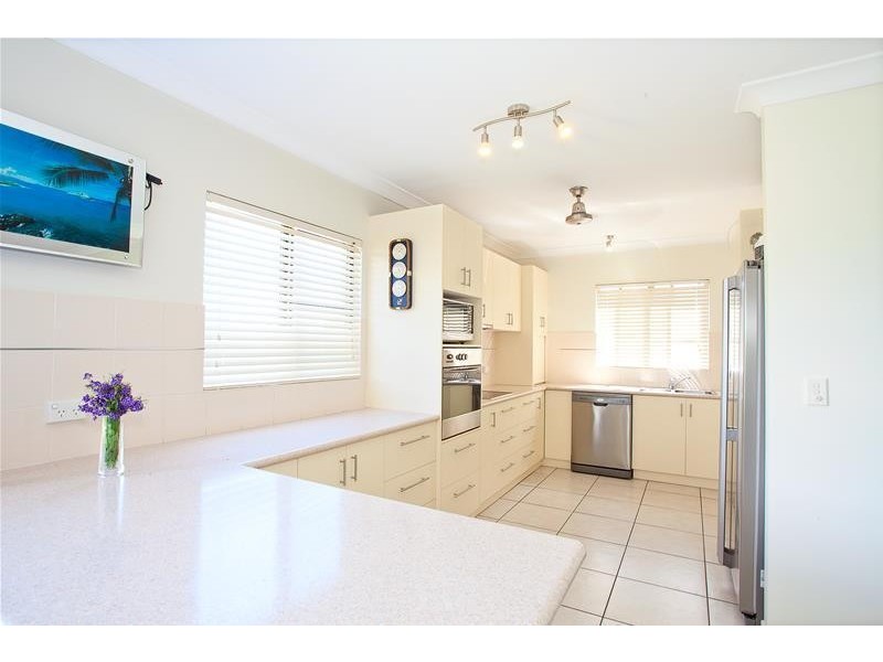 29 Coopers Avenue, Campwin Beach QLD 4737