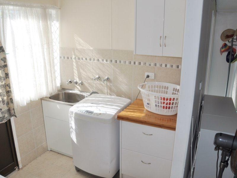 69 Colonial Drive, Clairview QLD 4741