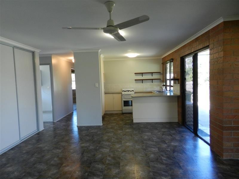 17 Campwin Beach Road, Campwin Beach QLD 4737