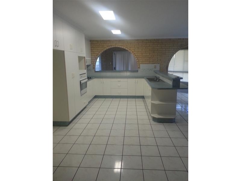 88 Edmunds Avenue, Hay Point QLD 4740