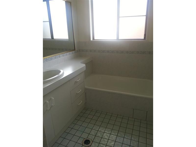 88 Edmunds Avenue, Hay Point QLD 4740