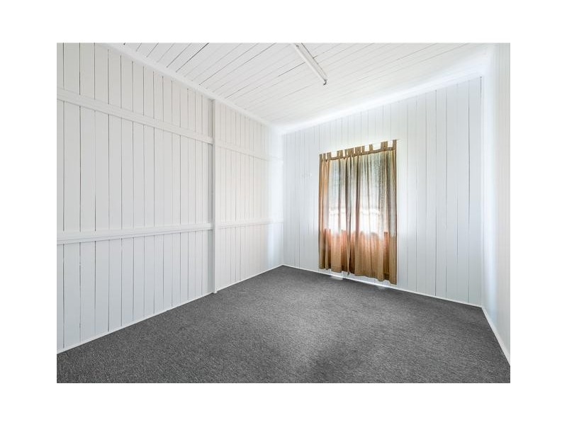 24 Edmonds Street, West Mackay QLD 4740