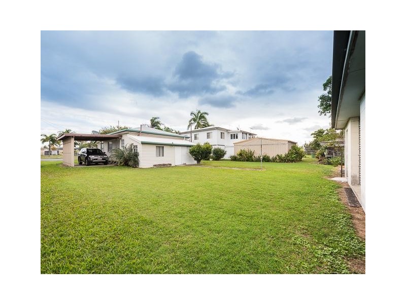 24 Edmonds Street, West Mackay QLD 4740