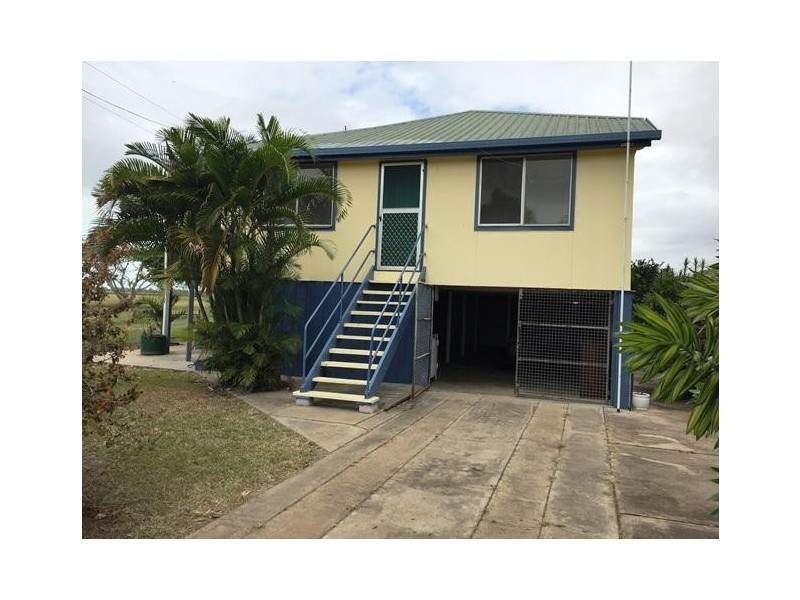 17 Quality Street, Carmila QLD 4739