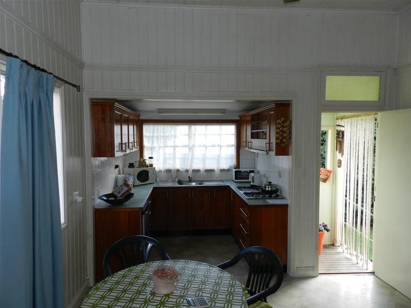 7 Brewers Road, Sarina QLD 4737