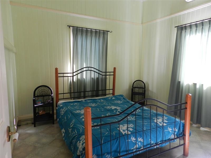 7 Brewers Road, Sarina QLD 4737