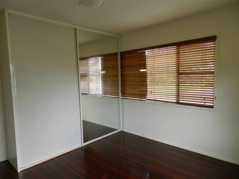 25 Range Road, Sarina QLD 4737