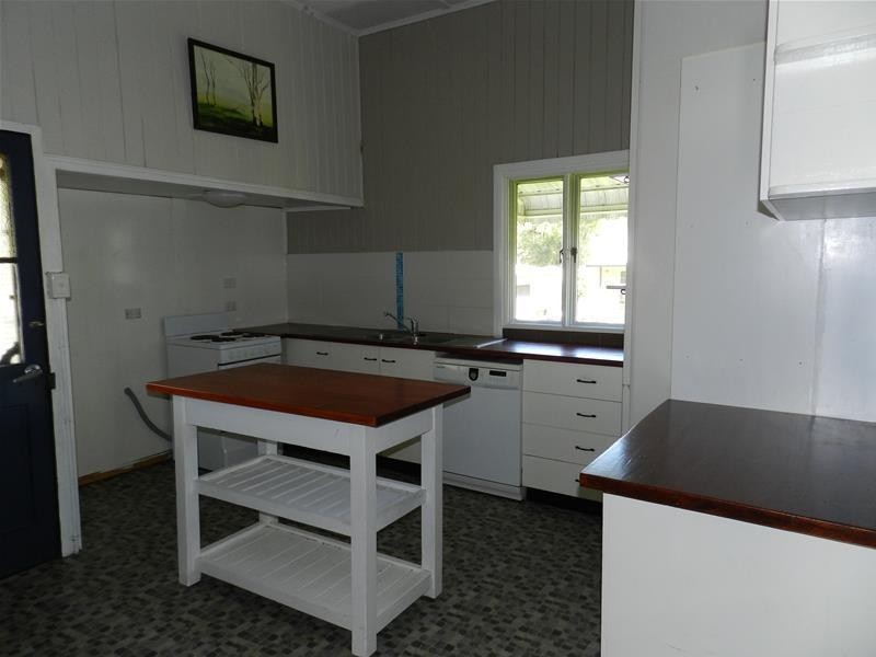 21 Kataryn Avenue, Grasstree Beach QLD 4740