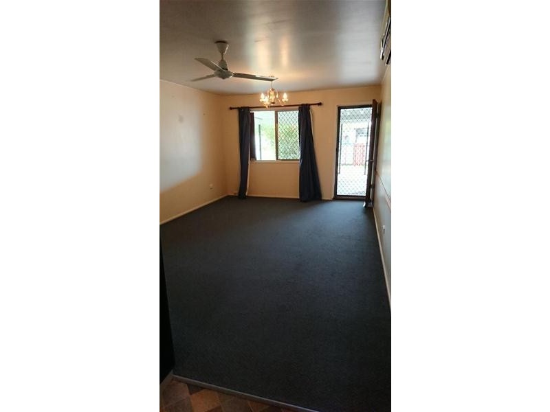 2/21 Napier Street, Mackay QLD 4740