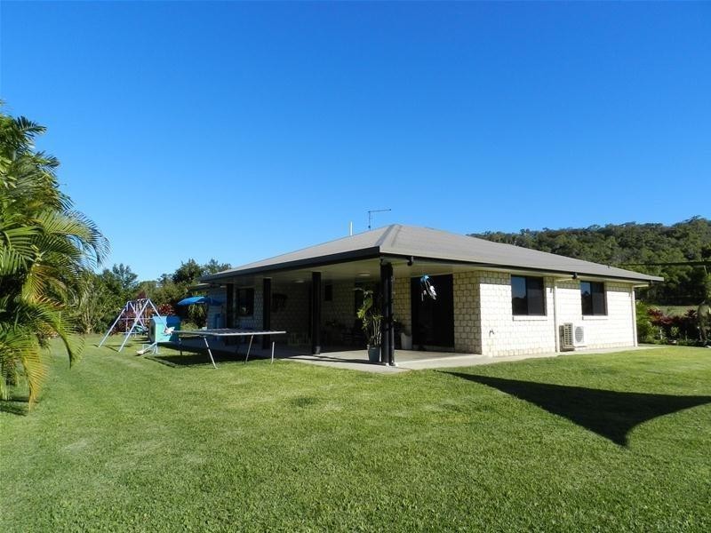 11 Mountney Road, Sarina QLD 4737