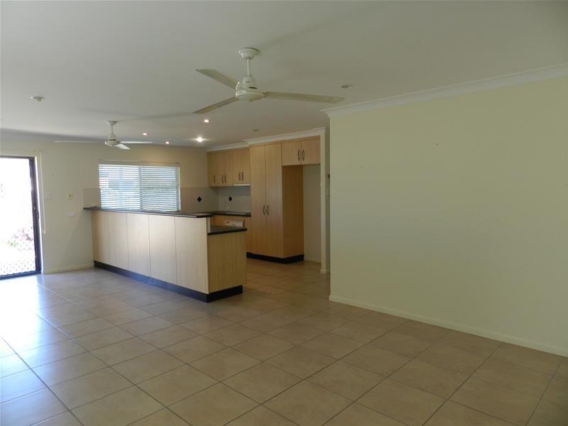 18 Swan Street, Armstrong Beach QLD 4737