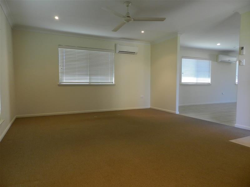 18 Swan Street, Armstrong Beach QLD 4737