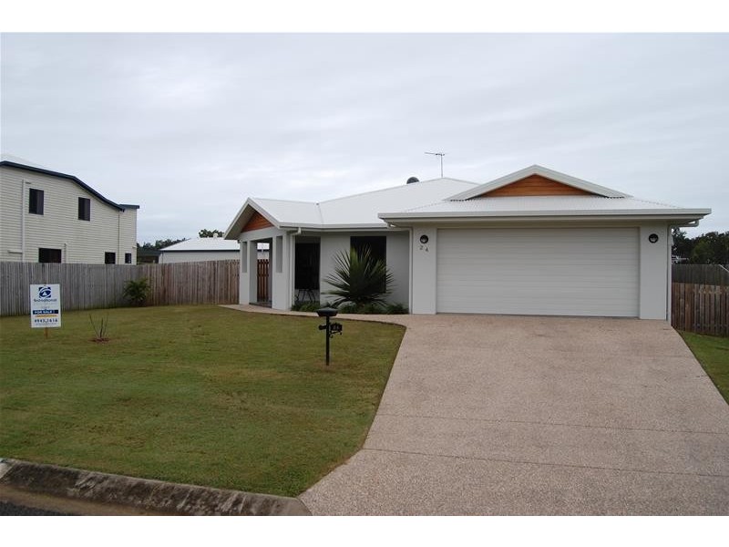 24 Swan Street, Armstrong Beach QLD 4737